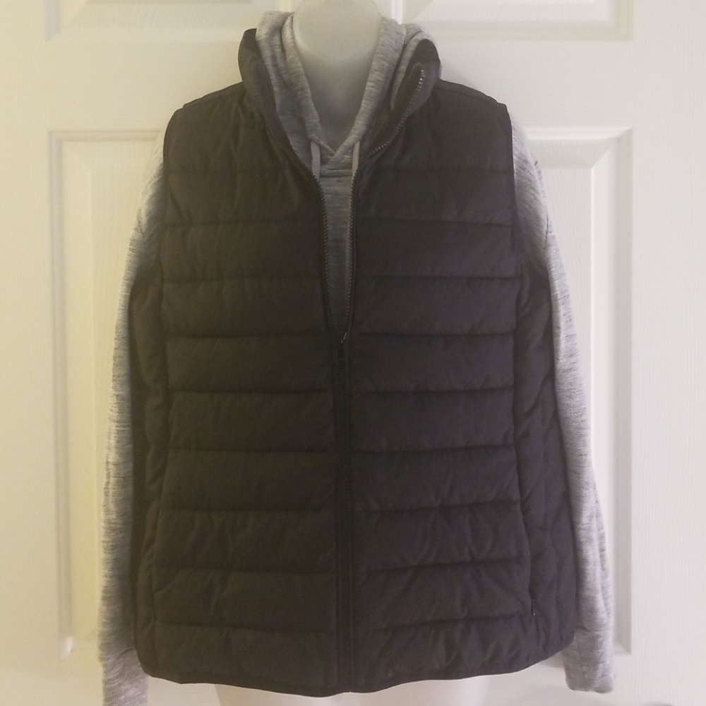 J. Crew Factory puffer vest black medium